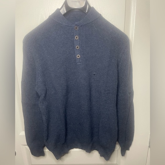 Express Henley sweater - Picture 1 of 3
